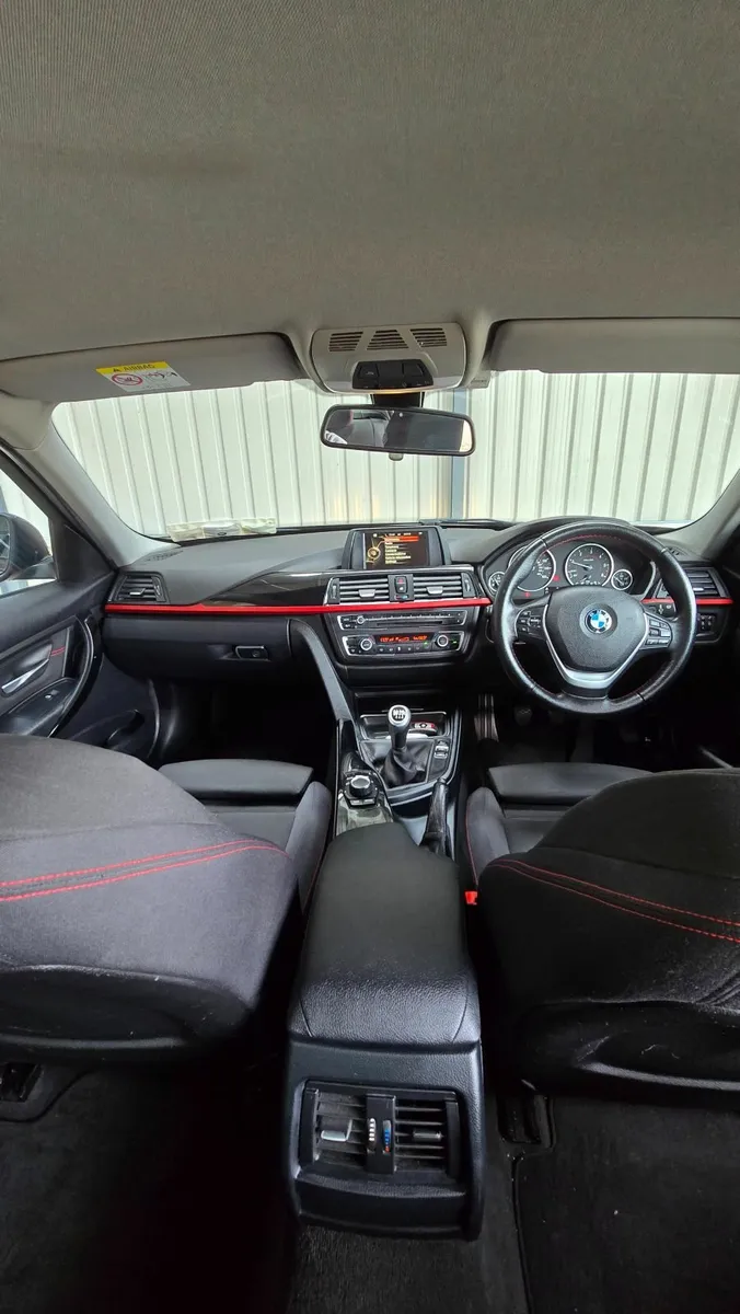BMW 3-Series 2014 - Image 3