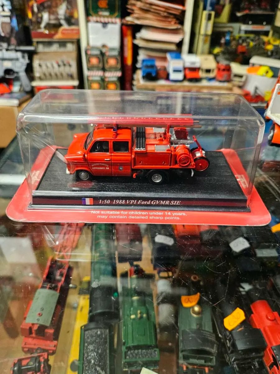 Corgi Atlas Ford Transit Fire Engine - Image 1