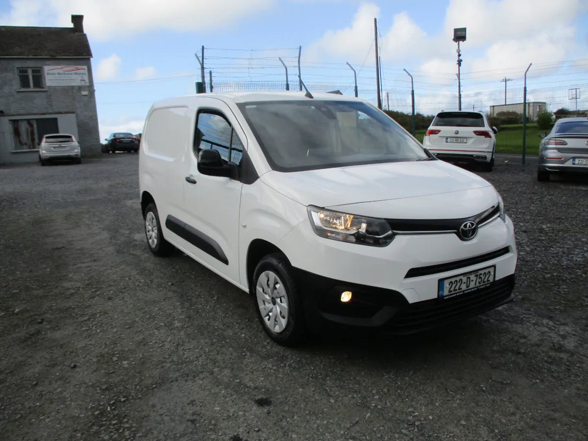 Toyota Proace City 2022 PLUS6 SPEED - Image 1