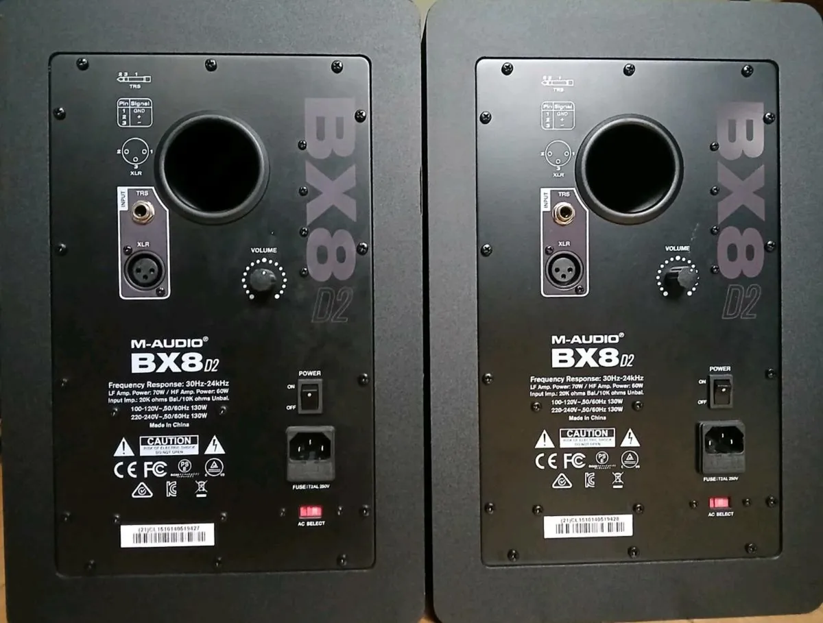 M-Audio BX8 Monitors - Image 2