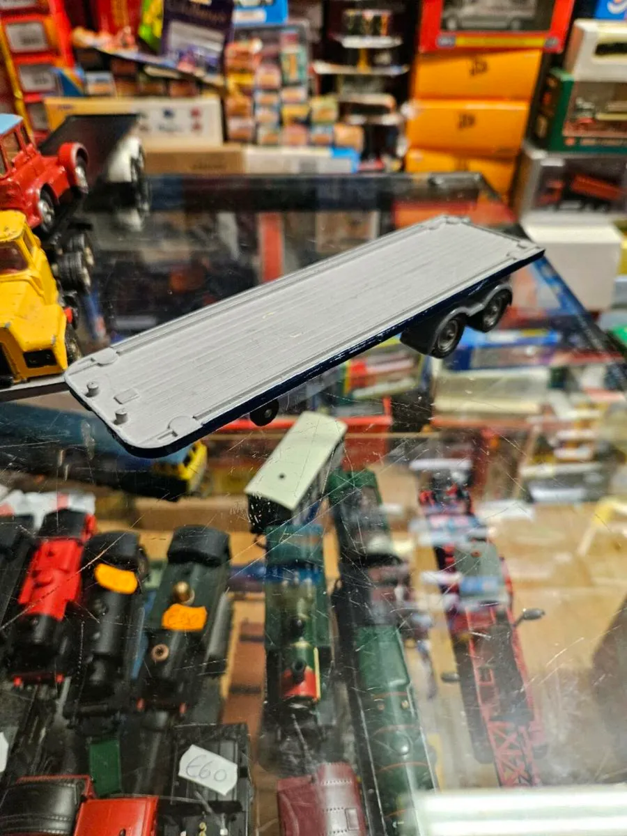 Corgi Trailer - Image 1