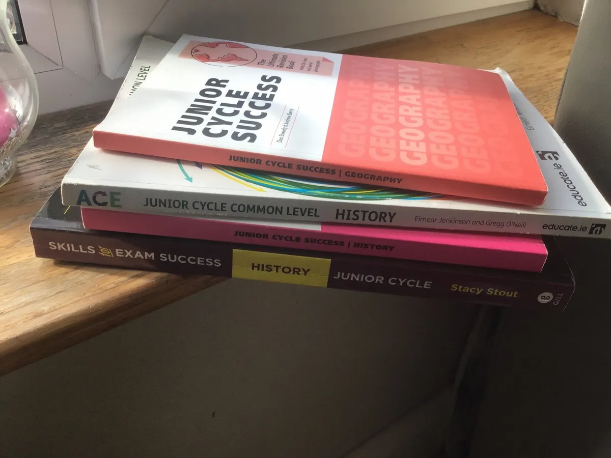 Jynior cycle Revision books - Image 1