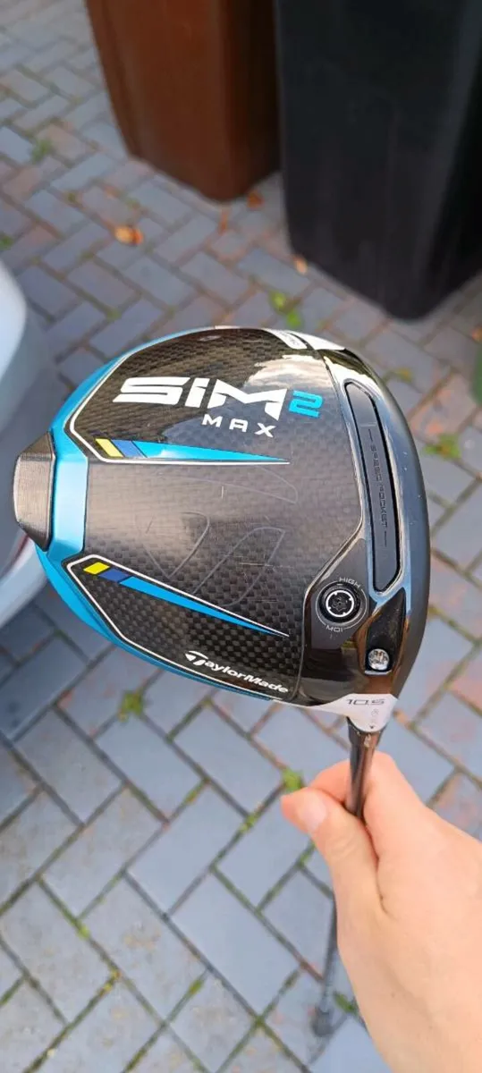 Taylormade Sim 2 Driver - Image 1