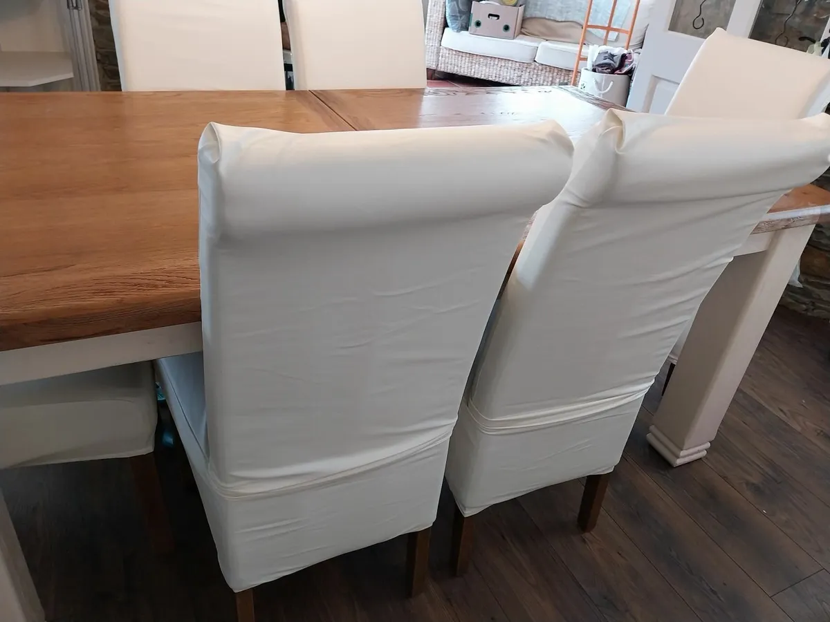 Solid extendable kitchen table and 6 chairs - Image 4