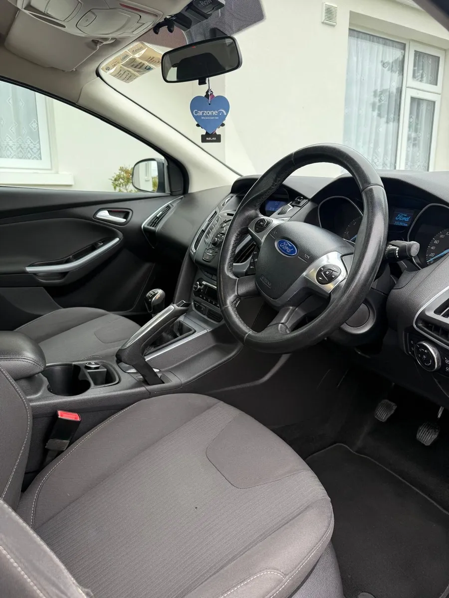 Ford Focus 2012 - Image 1