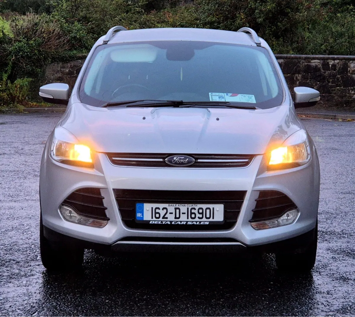 FORD KUGA CREW CAB ((2016)) - Image 2