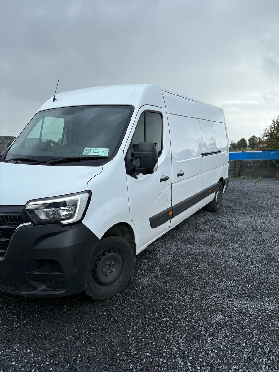 2024 Renault Master - Image 3