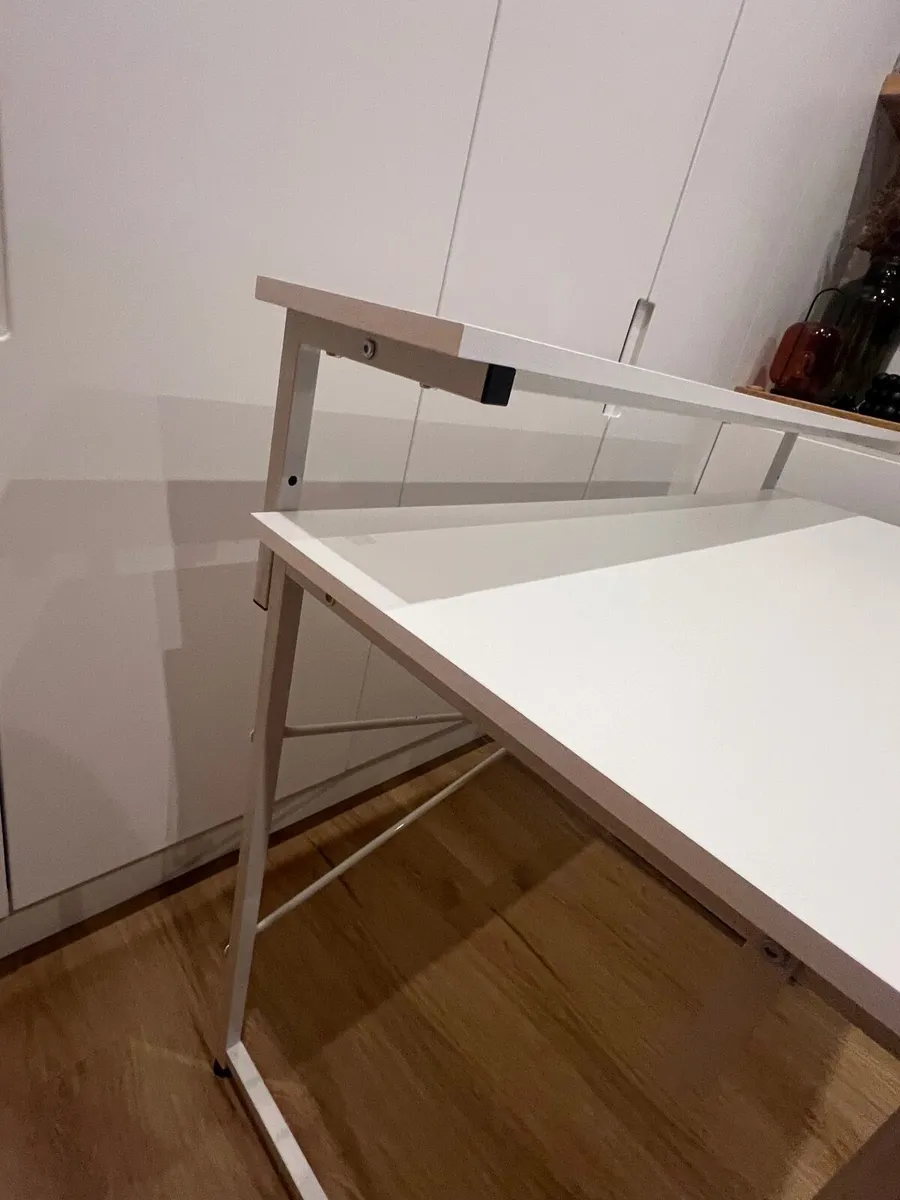 Desk - Image 2