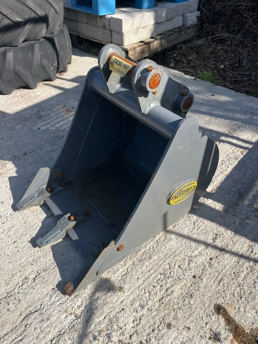 New Strickland digging bucket - Image 2
