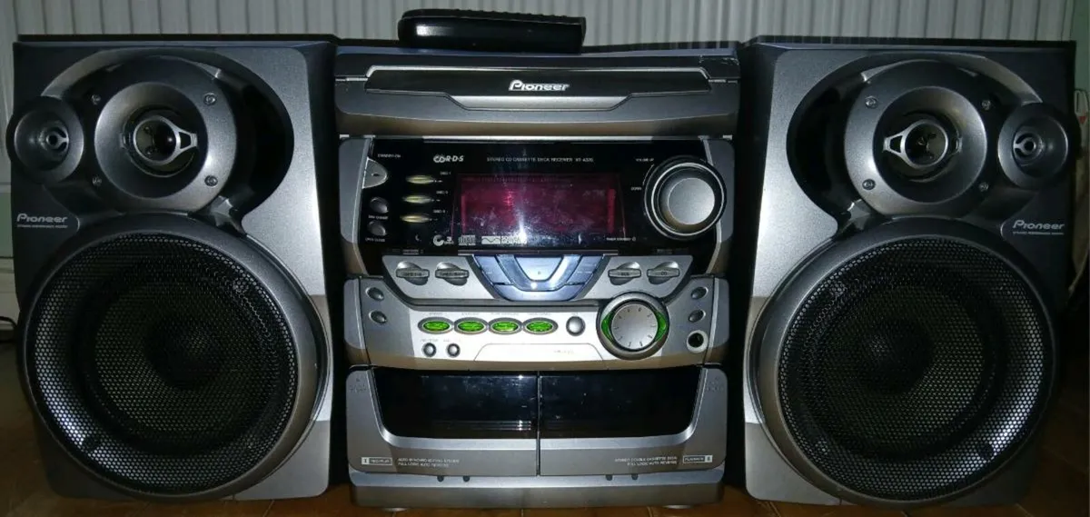 Pioneer XR-A370 HiFi - Image 1