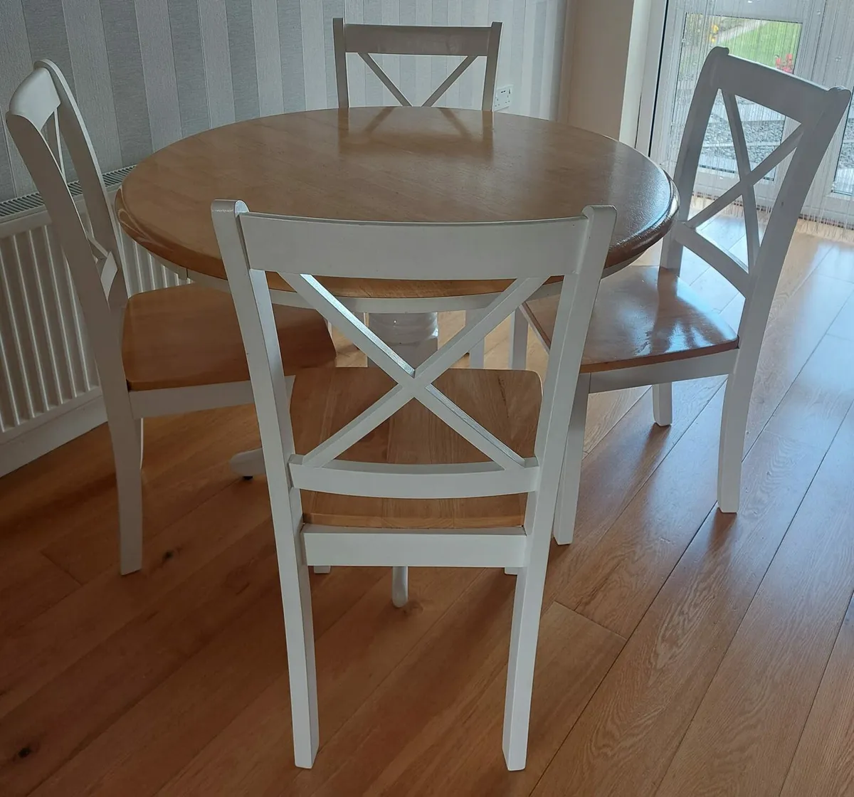 Table and Chairs - Image 1