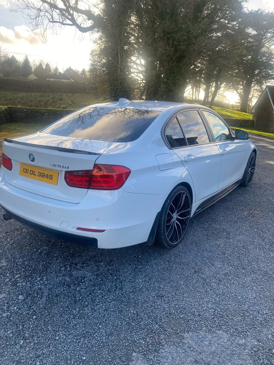 BMW 320d - Image 4