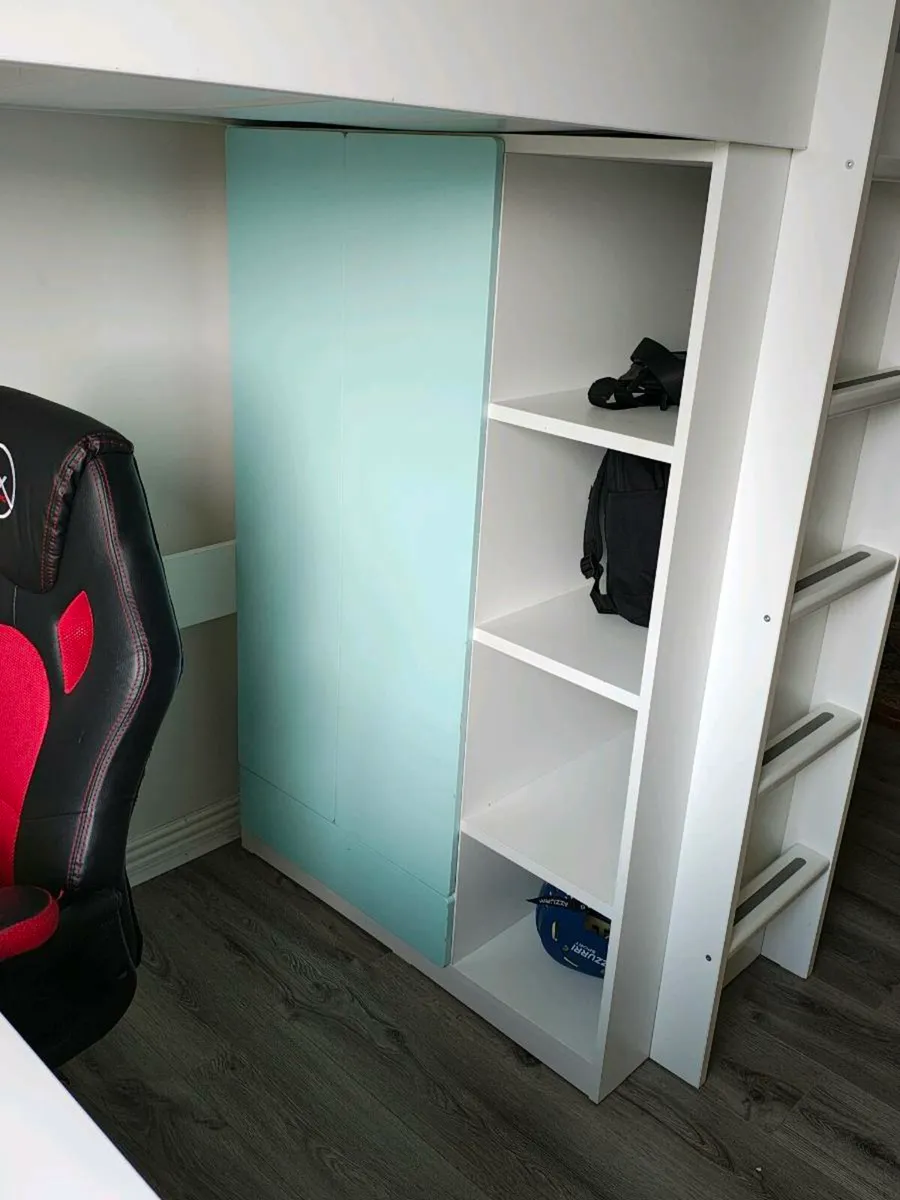 Loft bed - Image 2