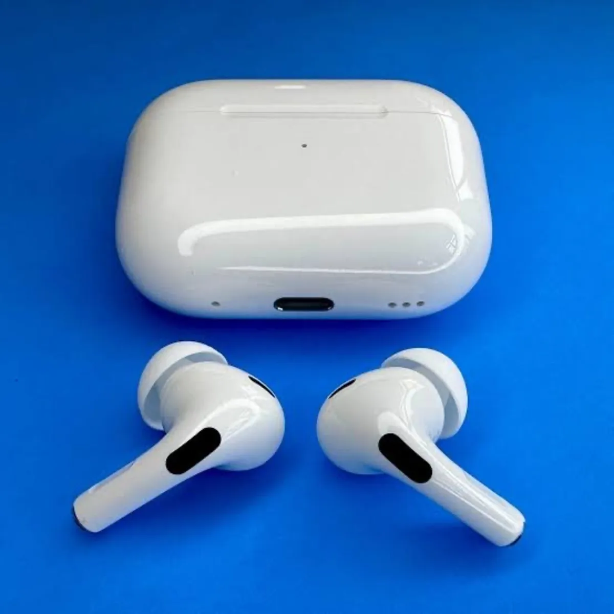 Airpod pros (brand new)
