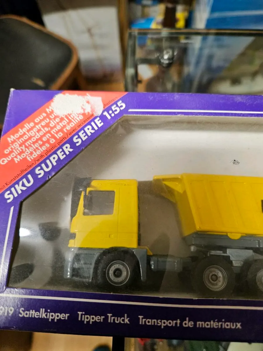 Corgi Siku Mercedes Tractor Unit and Trailer - Image 2