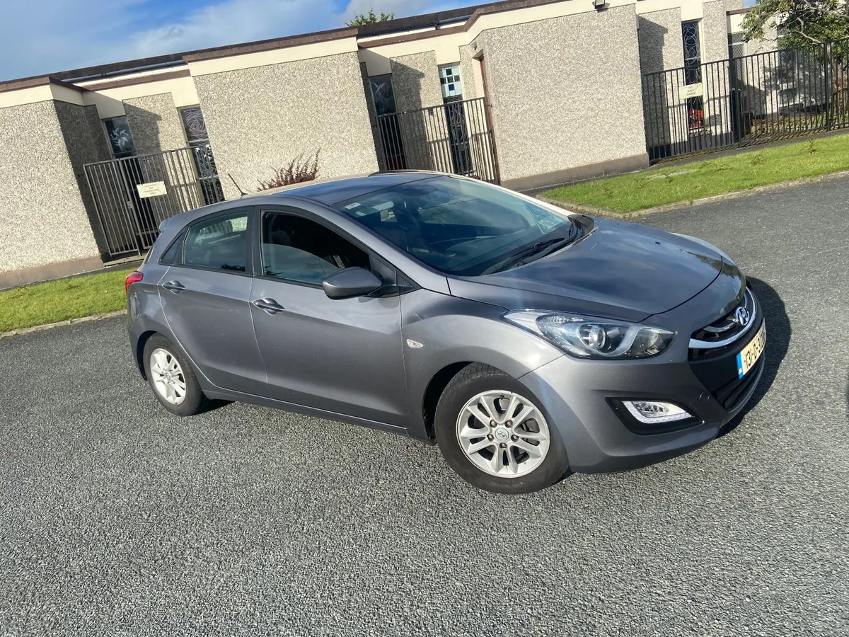 Hyundai i30 auto new nct today. - Image 3