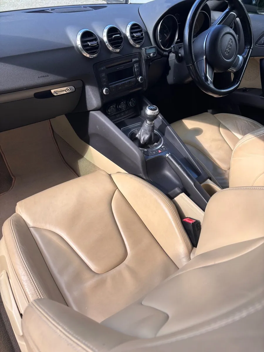Audi TT 2008 Full Leather Manual 2L Petrol - Image 4