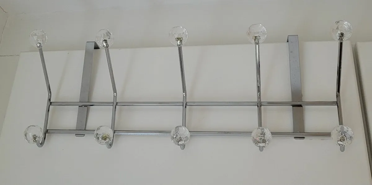 Overdoor hooks