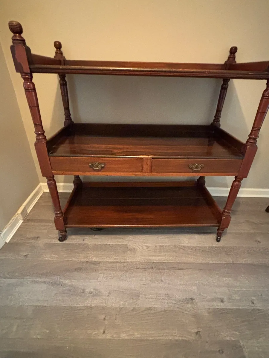 Dumb-waiter - Image 2