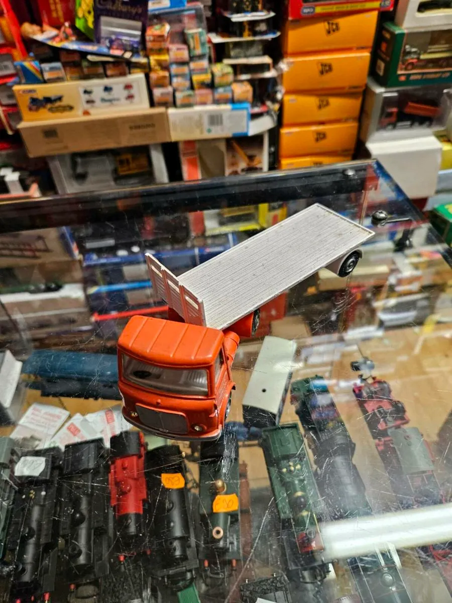 Dinky 1970's AEC Truck - Image 3