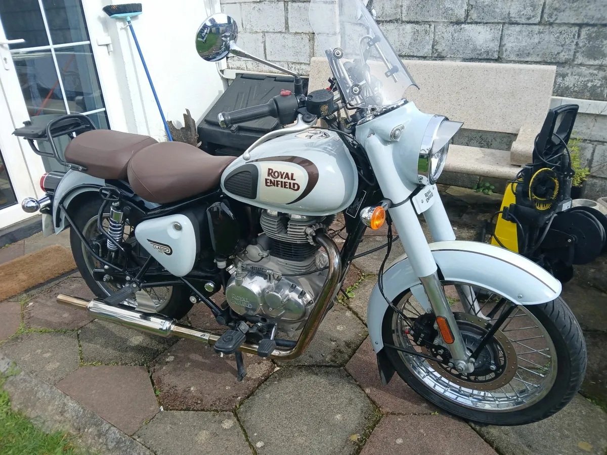 ROYAL ENFIELD Classic 350 reborn 2022 - Image 1