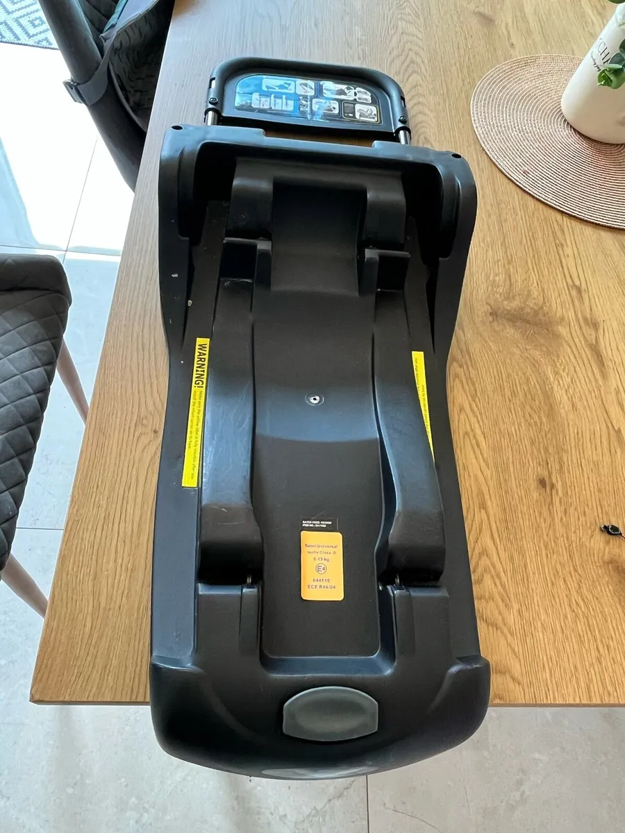 Isofix - Image 1
