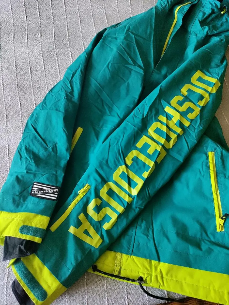DCShoeCoUSA jacket 10K M - Image 1