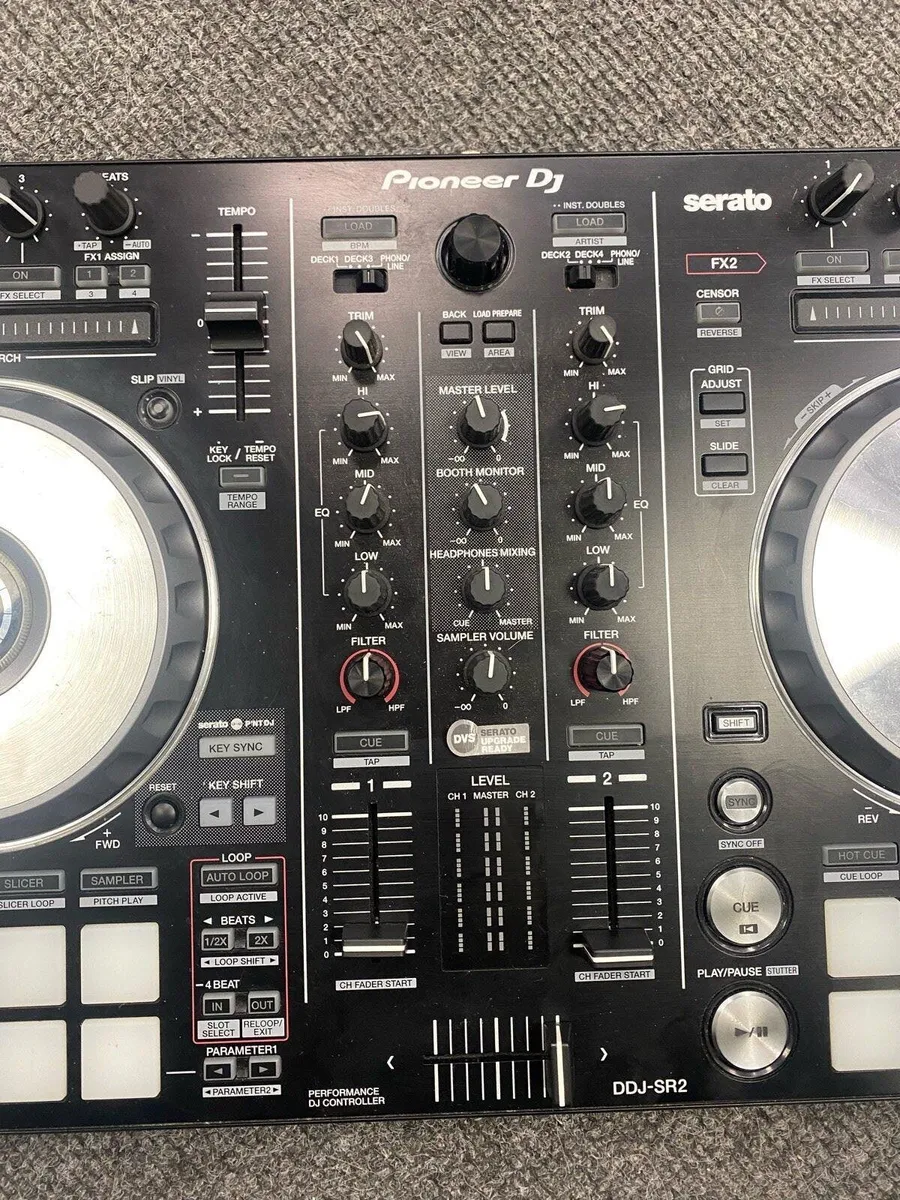 Pioneer DDJ SR2 with Power Supply - Image 3