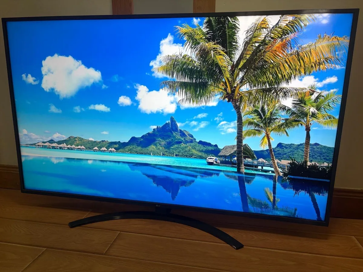 65 Inch 4k Smart Tv - Image 2