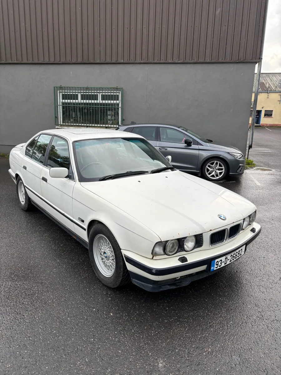 1993 e34 540i v8 auto - Image 1