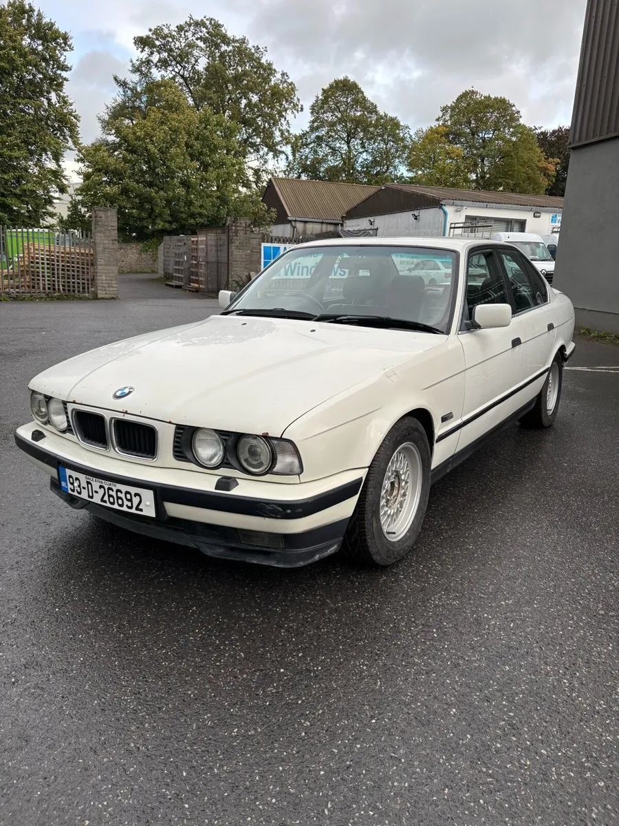 1993 e34 540i v8 auto - Image 2