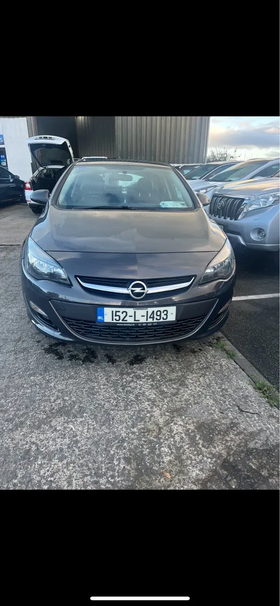 2015 Opel Astra excite - Image 3