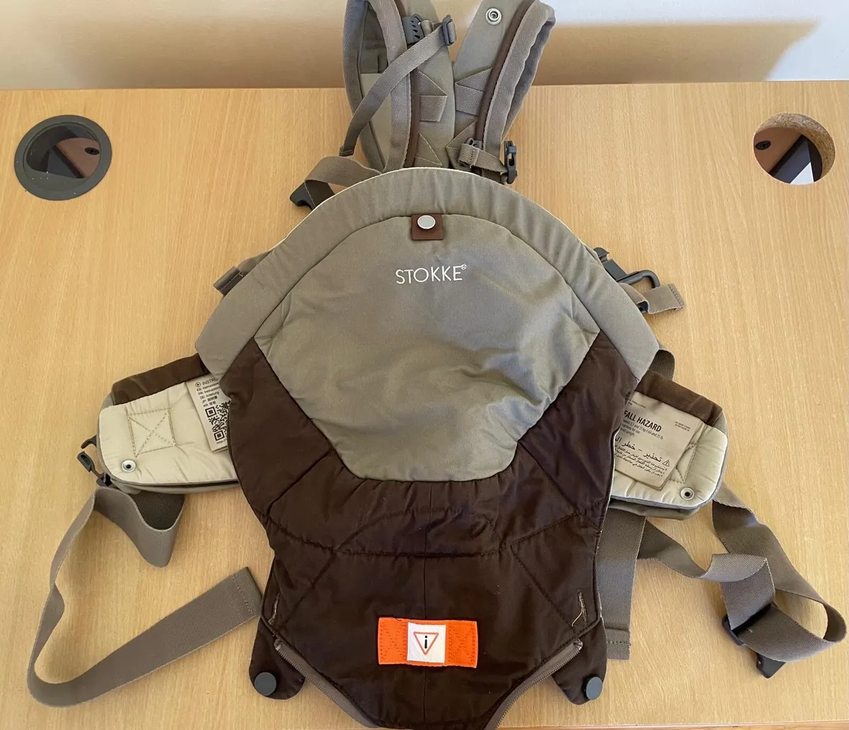 Baby carrier - Image 1