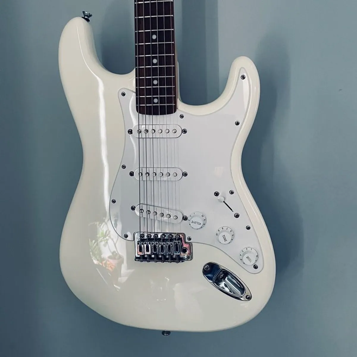 Squier Bullet Strat Electric guitar - Image 2