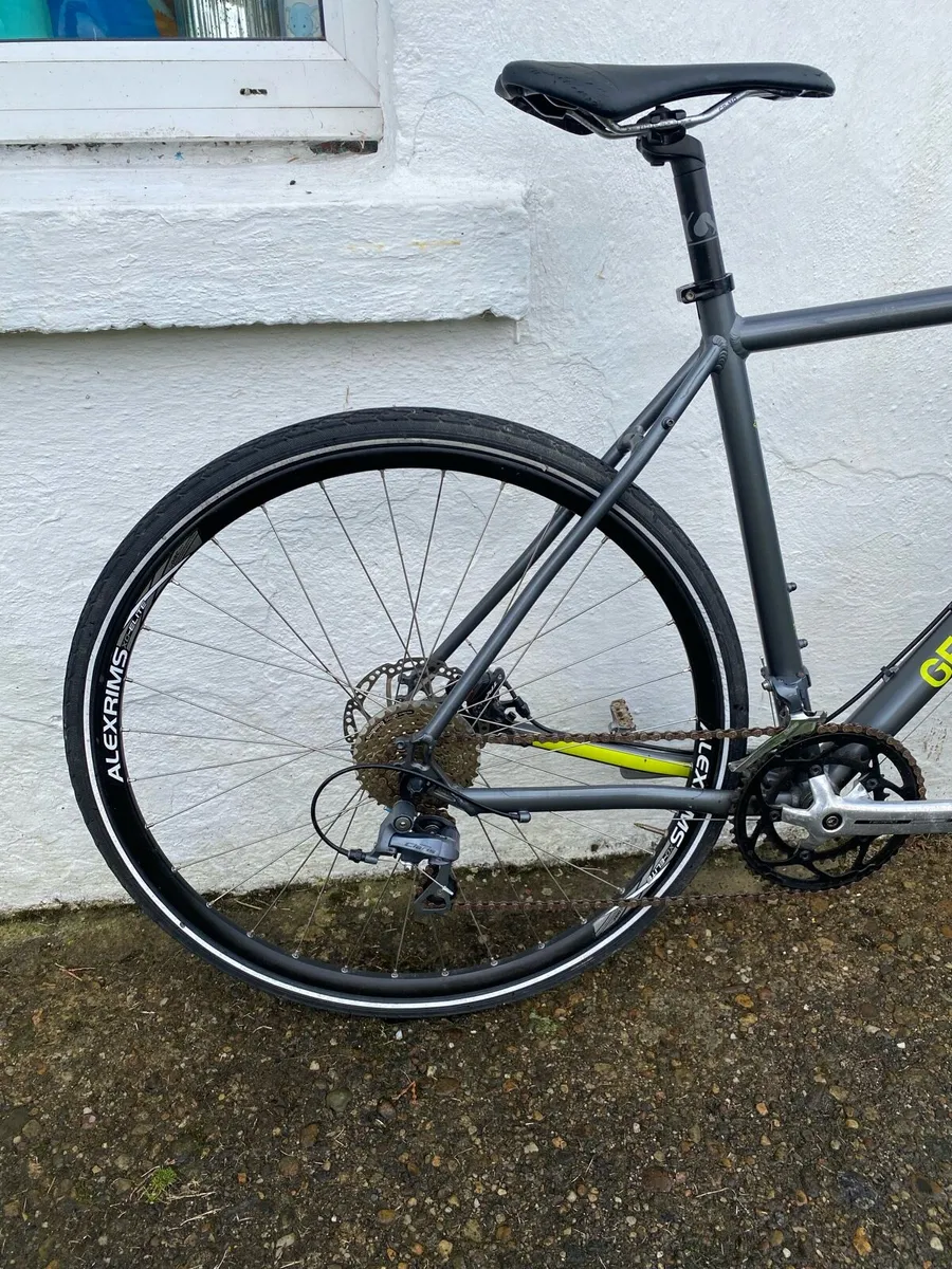 Genesis CDA Disc Gravel/Road Bike - Image 3