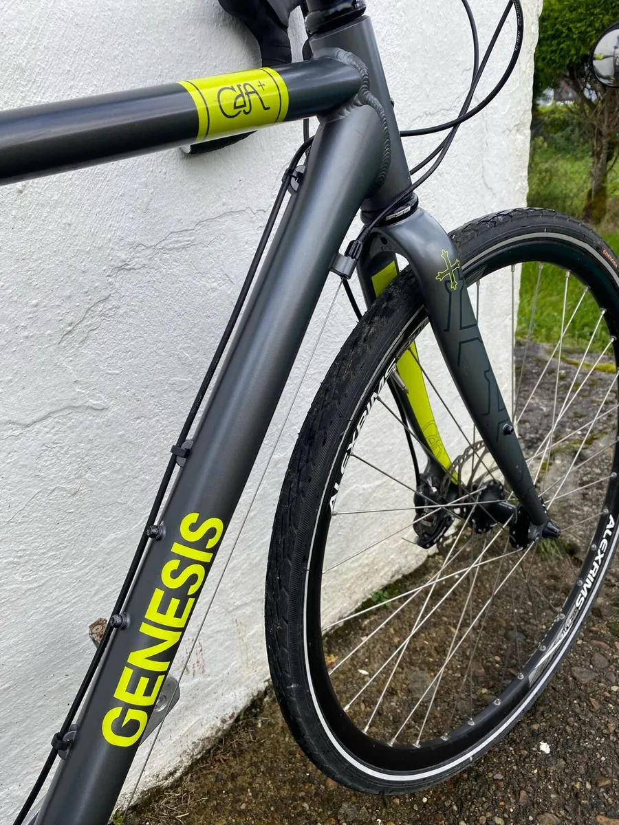 Genesis CDA Disc Gravel/Road Bike - Image 4