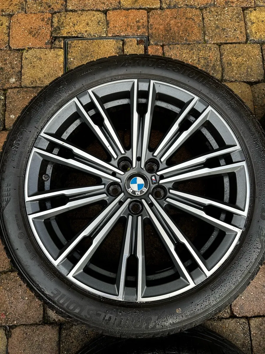 Genuine BMW 18” 790m Alloys Great Tyres - Image 2