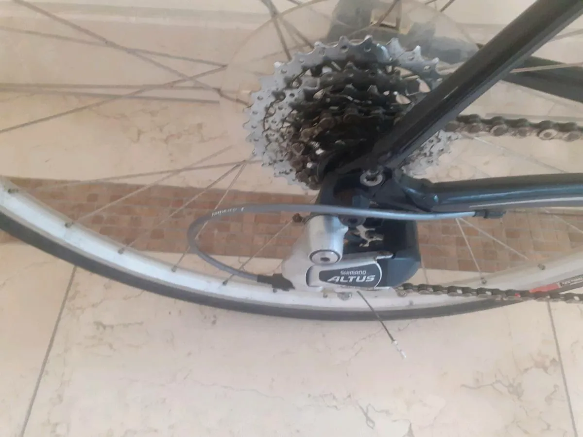 Specialized Sirrus - Image 4