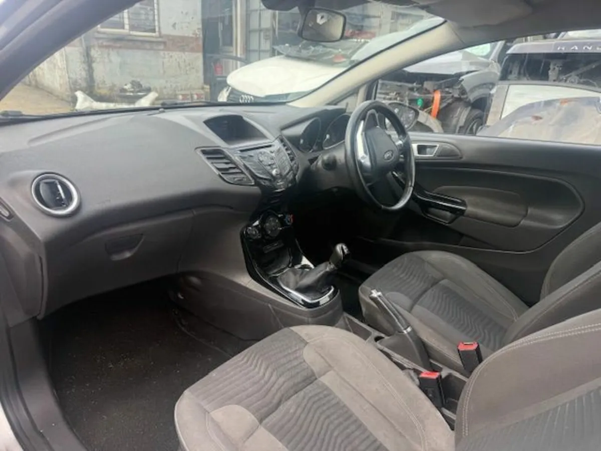 2016 FORD FIESTA 1.3L-P - Image 4
