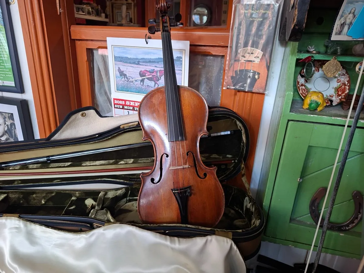 Violin - Image 1