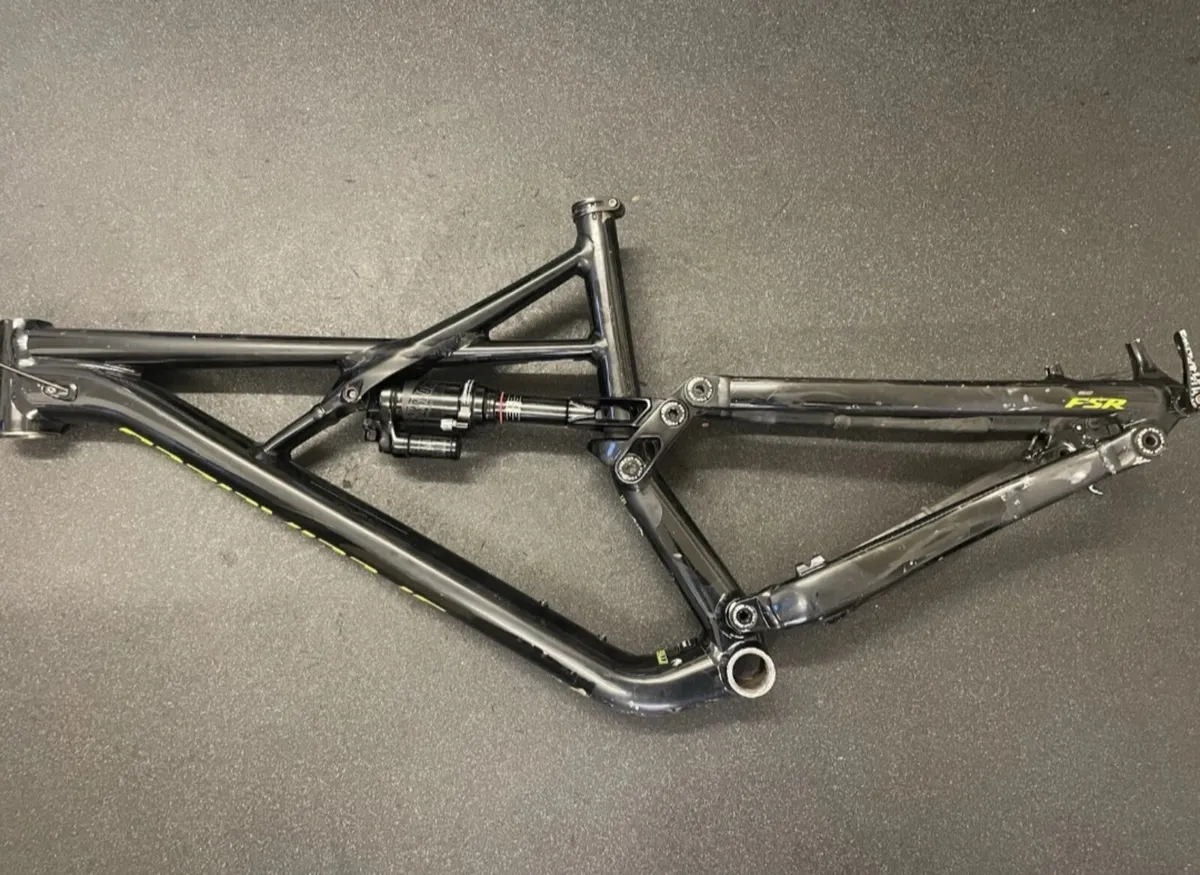 2018 Specialized enduro frameset size large - Image 2