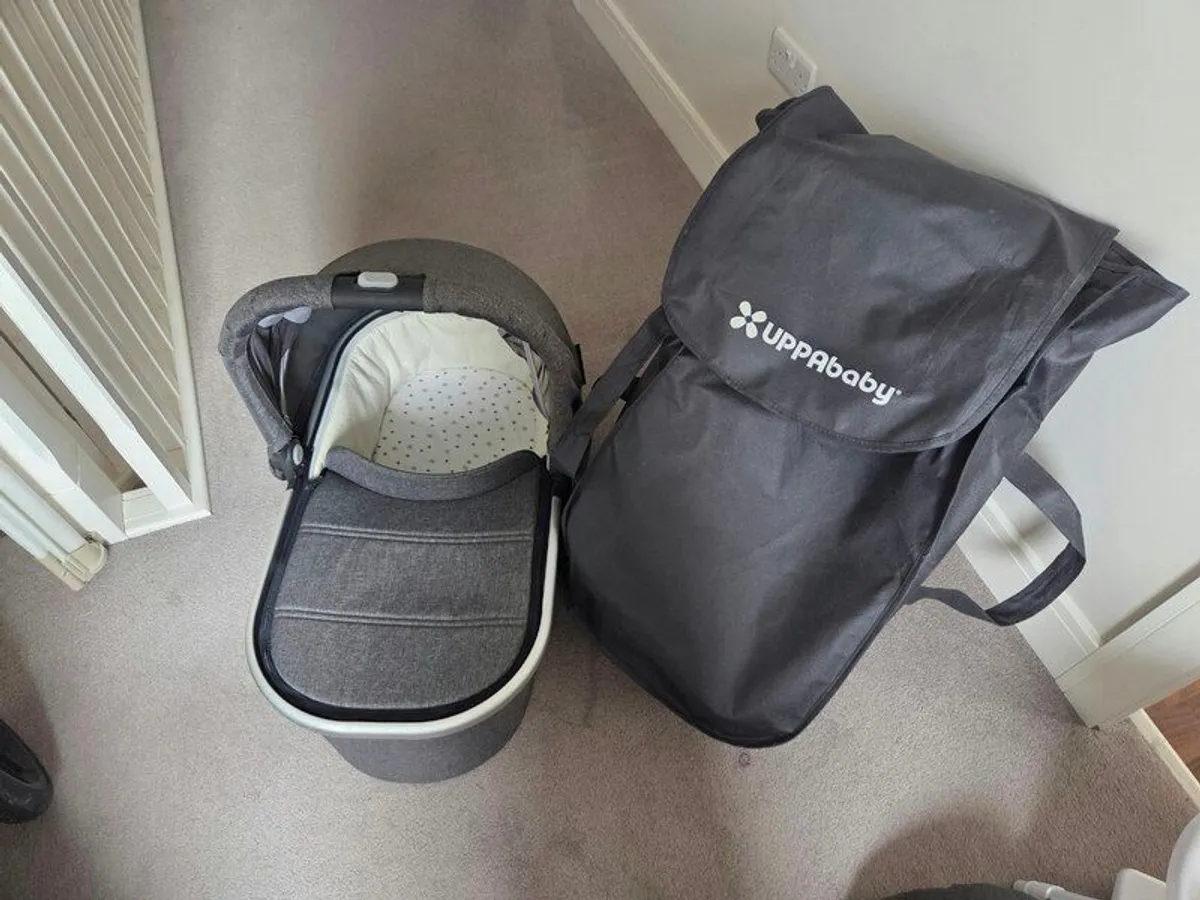 Uppababy Vista V2 Full Set - Image 4