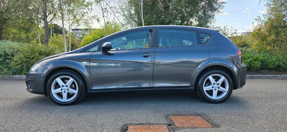 Car - Image 3
