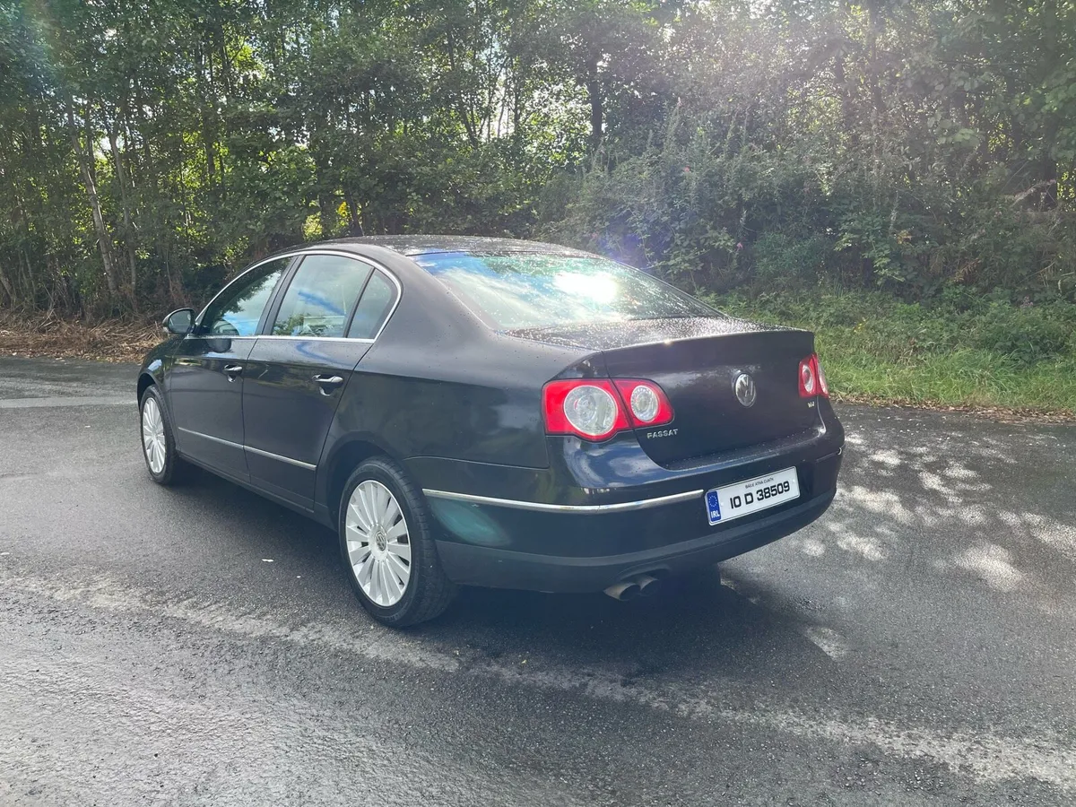 Volkswagen Passat(Full Years Test) - Image 2
