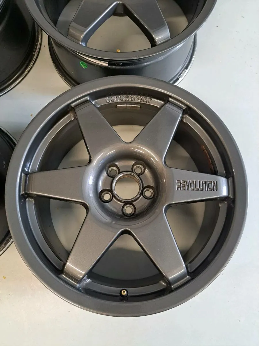 18x8J 5x100 Revolution Millenniums - Image 3