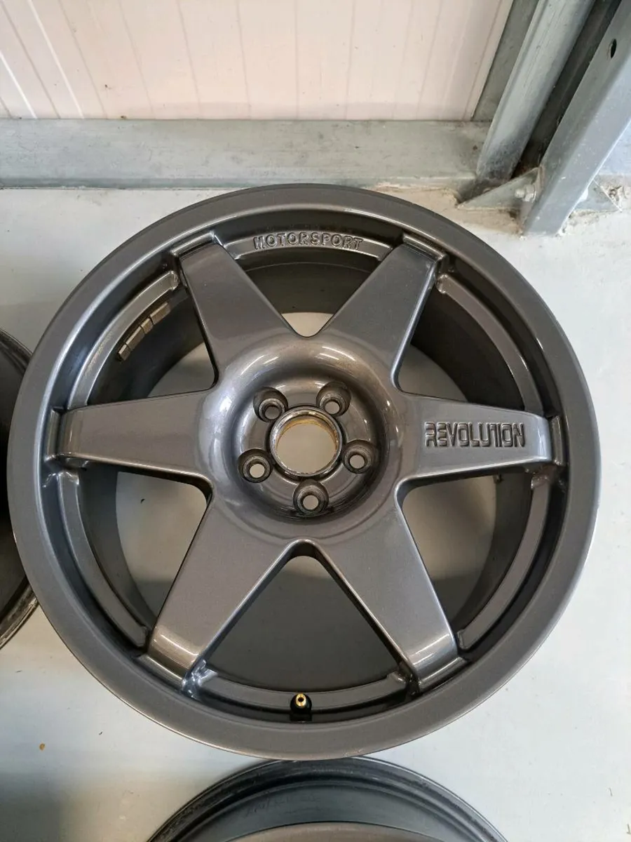 18x8J 5x100 Revolution Millenniums - Image 4