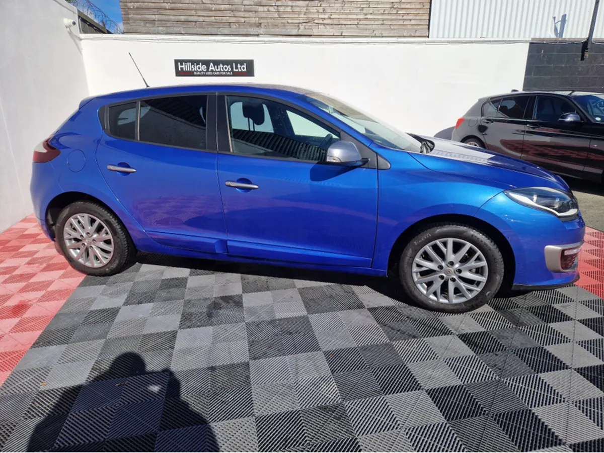 Renault Megane 1.2 PETROL, AUTOMATIC - Image 3