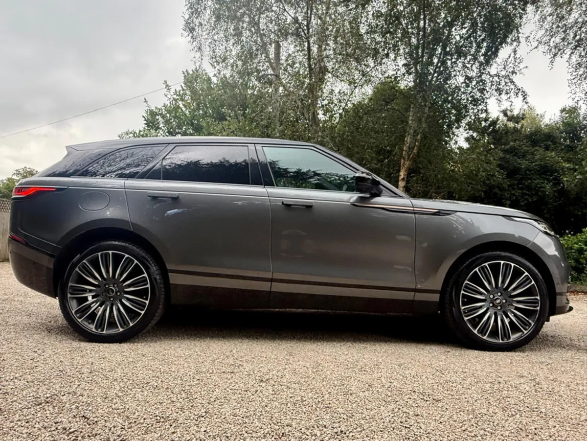 Land Rover Range Rover Velar 3.0 SD6 FIRST EDITION - Image 3