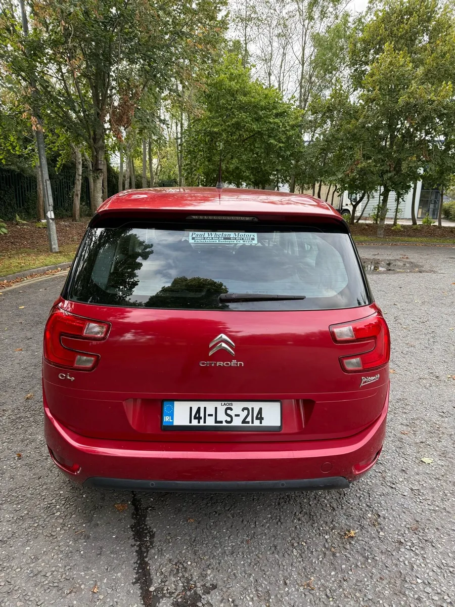 Car - Image 4