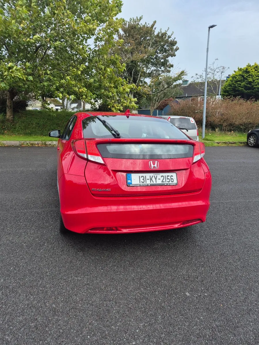 Honda Civic 2013 - Image 4